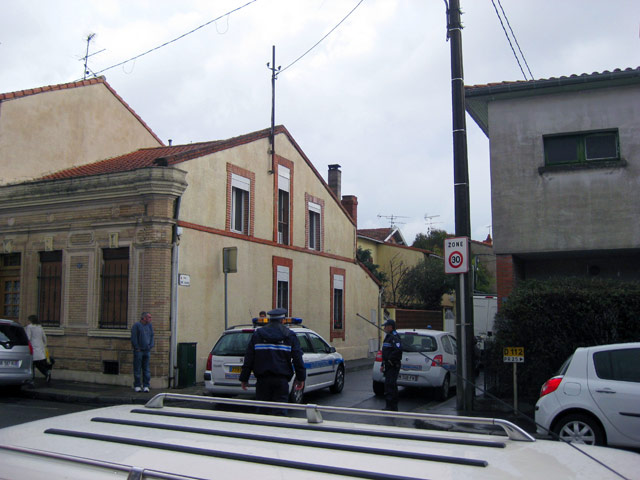 Произошедшая бойня у еврейской школы в Тулузе, жертвами которой стали четыре человека, в том числе трое детей в возрасте от трех до десяти лет, - это "национальная трагедия" для Франции