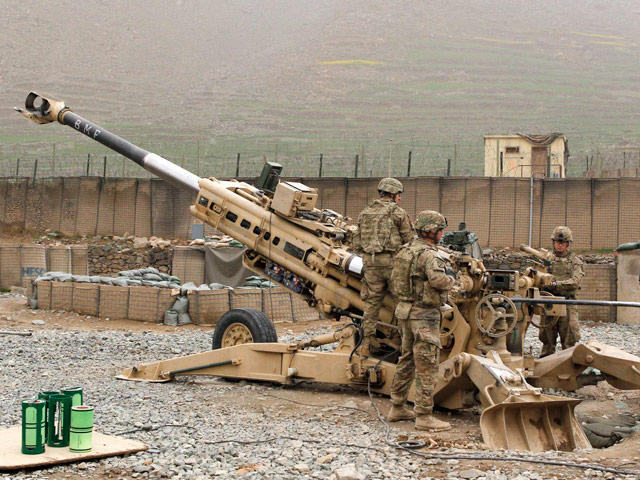 Талибы уничтожили в понедельник колонну снабжения войск НАТО в западной афганской провинции Фарах, в результате есть погибшие и пострадавшие
