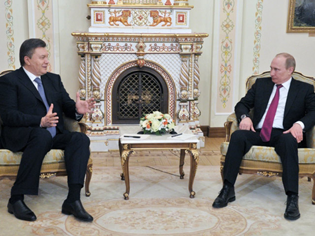 Янукович приезжал в Москву за газом, но Путин пригласил его в зону свободной торговли