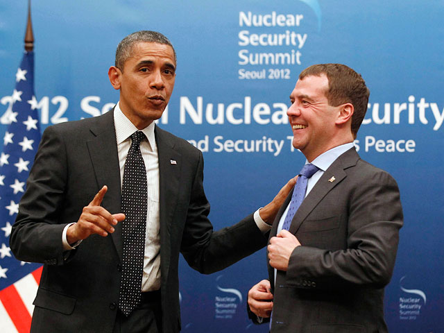 Медведев в последний раз как президент встретился с Обамой