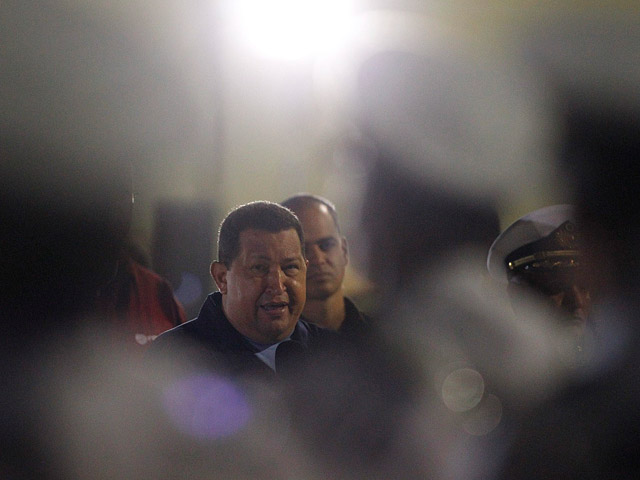 Спустя месяц после проведенной операции по удалению опухоли президент Венесуэлы Уго Чавес объявил о начале курса лучевой терапии