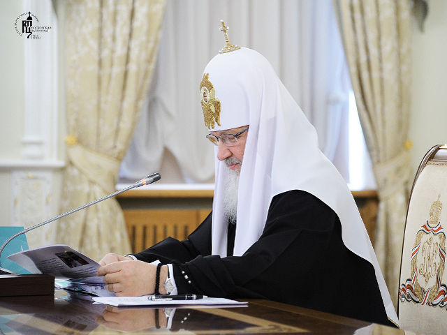 Патриарх Кирилл пожурил православных блогеров