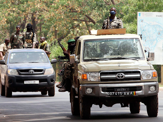 Террористическая группировка "Аль-Каида в странах исламского Магриба" (АКИМ) превратила бывший армейский лагерь в малийском городе Тимбукту в свою региональную базу