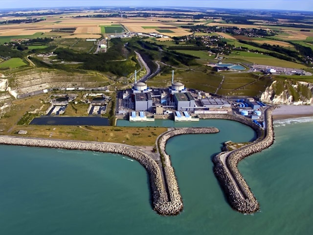 На атомной электростанции "Пенли" во французском департаменте Приморская Сена, произошло задымление, остановившее работу реактора