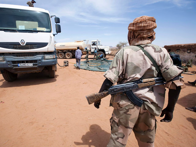 "Израильские организации" активно вооружают армию недавно провозгласившего независимость Южного Судана