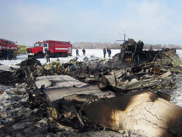 На прошлой неделе Следственный комитет России назвал приоритетной версией катастрофы обледенение крыла, из-за чего французский самолет ATR-72 становится просто неуправляемым