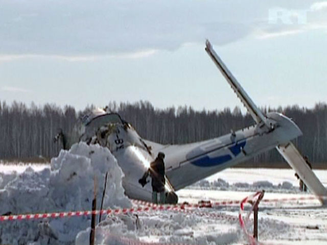Телеканал "Россия 1" в программе "Вести" выпустил в эфир уникальный материал, который проливает свет на обстоятельства катастрофы самолета ATR-72 компании "ЮТэйр" 2 апреля под Тюменью