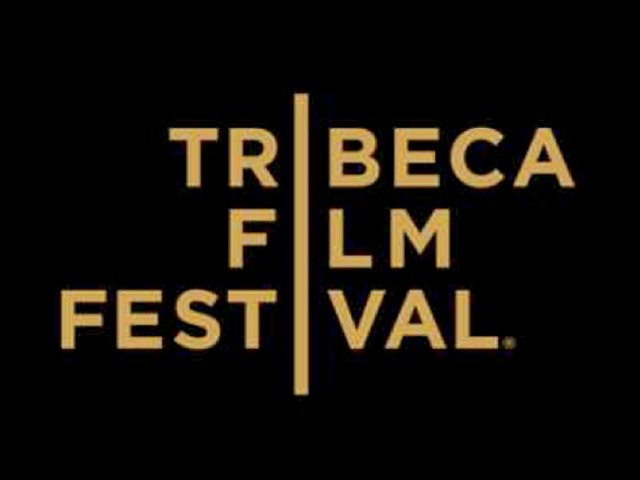 Голливудской комедией "Немножко женаты" открывается в Нью-Йорке 11-й международный кинофестиваль "Трайбека", который ежегодно проходит в одноименном районе Манхэттена