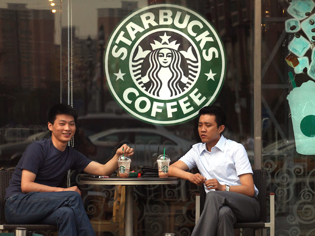 Компания Starbucks, строившая планы по расширению своего бизнеса в Китае, столкнулась с тем, что китайцы могут часами сидеть в кофейне, ничего не покупать и иногда приносить свою еду