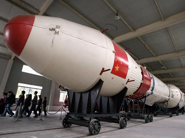 Соединенные Штаты официально обвинили Китай в том, что он поставляет Северной Корее технологии, связанные с ракетной техникой