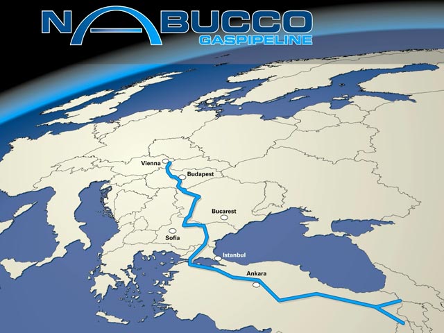 Газопровод мощностью 31 млрд кубометров газа в год должен был пройти через Азербайджан, Грузию, Турцию, Болгарию, Венгрию, Румынию и Австрию