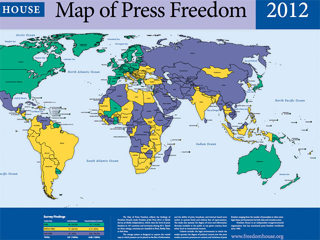 Соцсети и блоги подняли Россию в рейтинге свободы СМИ, но она все равно пока на уровне Зимбабве