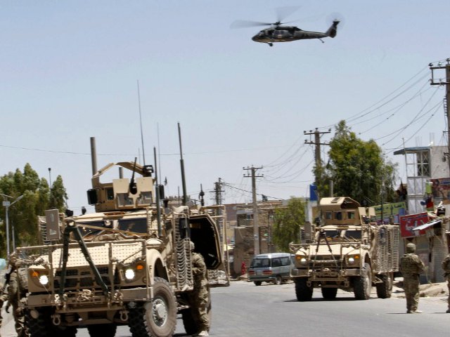Сильный взрыв прогремел в столице Афганистана. В американском посольстве объявлен сигнал тревоги
