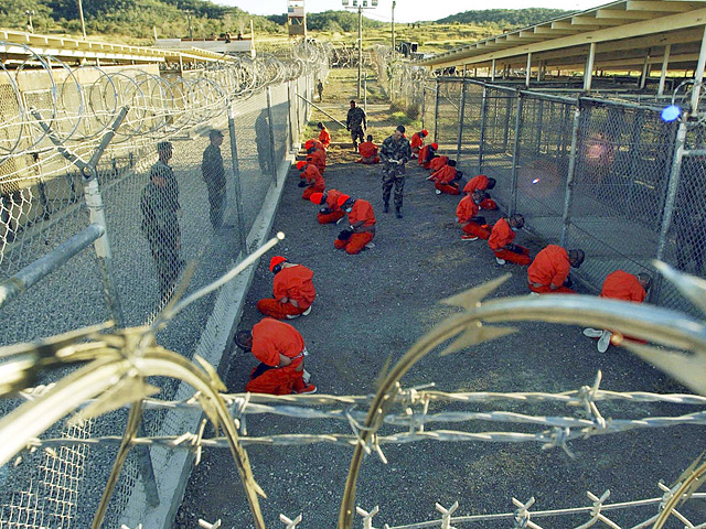 США освободили около 20 особо опасных заключенных, которых содержали на американской военной базе "Баграм" под Кабулом