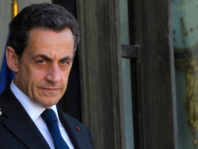 Уходящий со своего поста президент Франции Николя Саркози, возможно, войдет в Конституционный совет страны