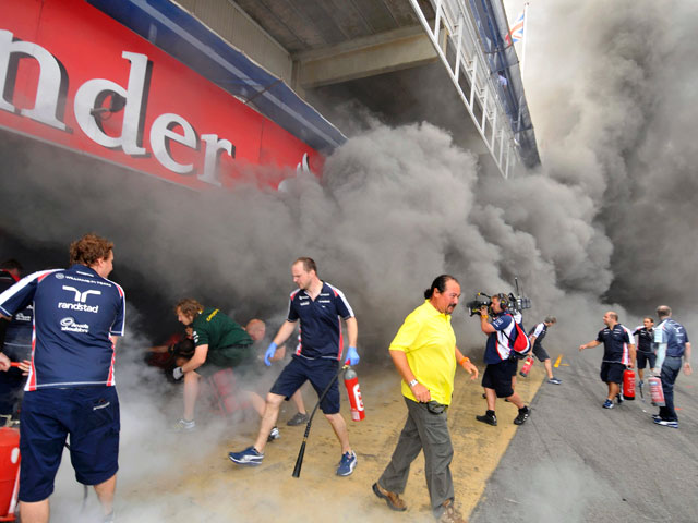 "Формула-1": При пожаре на "Гран-при Испании" пострадало более 30 человек