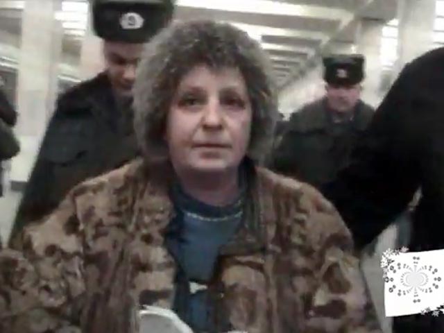 В Москве отдали под суд женщину, купившую в метро возможность несколько раз голосовать за президента