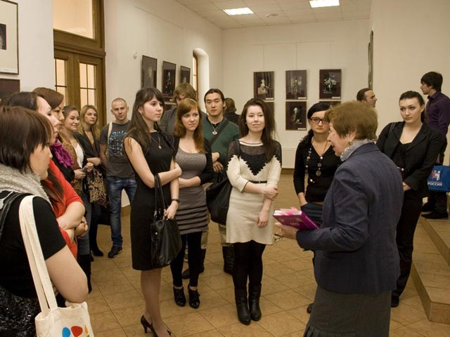18 апреля 2012 года в Московском доме национальностей проходила выставка "Москва. Историко-культурное пространство Басманной слободы"
