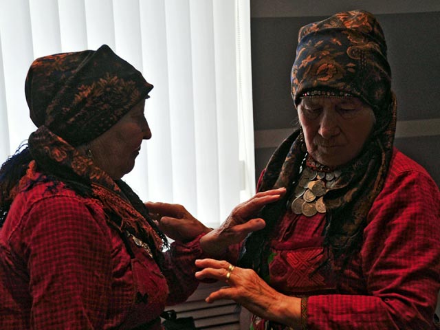 В Баку открылось "Евровидение", участники признались в любви к "Бурановским бабушкам"