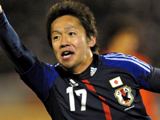 Японские футболисты при подготовке к Олимпиаде используют треугольные мячи