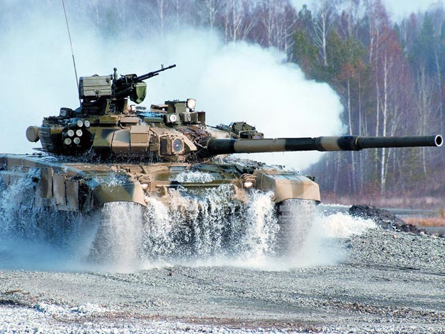 Пресса выяснила причины неприязни военных к высоко оцененному Путиным танку Т-90С