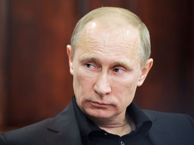 Победа Владимира Путина, ставшего первым президентом с шестилетними полномочиями, может оказаться пирровой, предостерегают эксперты