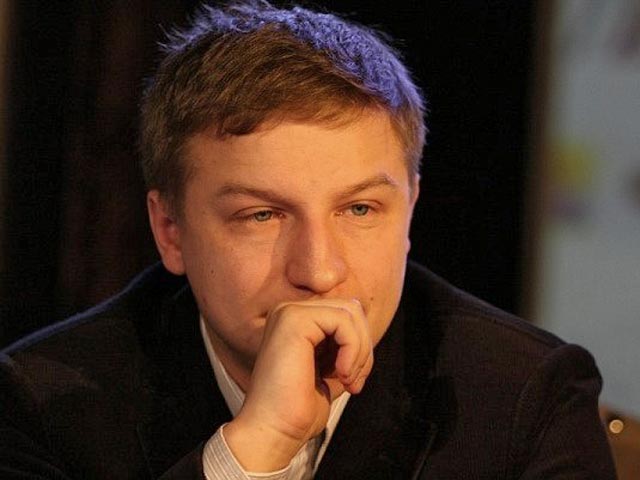 Компания "Яндекс" назвала подделкой документы, на основании которых депутат от "Единой России" Илья Костунов направил запрос в ФСБ и Росфинмониторинг о проверке финансовой деятельности оппозиционера Алексея Навального