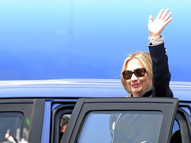 Госсекретарь США Хиллари Клинтон будет представлять свою страну на саммите АТЭС во Владивостоке в сентябре
