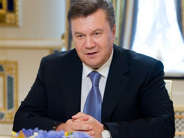 Президент Украины Виктор Янукович не возражает против лечения за границей бывшего премьер-министра Юлии Тимошенко, осужденной на семь лет лишения свободы, однако, по его словам, отправить ее туда не позволяют законы страны