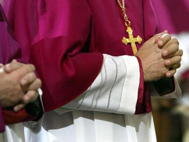 Конференция католический епископов Италии впервые издала перечень руководящих принципов, которыми следует оперировать в случае обвинения клириков в сексуальном насилии