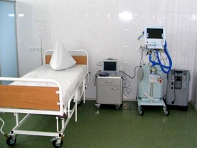 Пациентов Александровской больницы в Киеве выселяют из медучреждения, которое в период проведения чемпионата Европы по футболу 2012 года будет обслуживать только европейских гостей