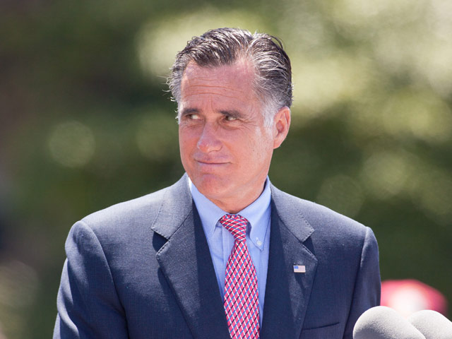 Республиканец Митт Ромни, который накануне окончательно обеспечил себе выдвижение кандидатом в президенты США, опозорился, выпустив специальное агитационное приложение для iPhone