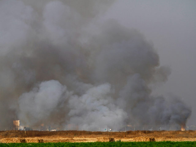 Израильские ВВС атаковали сектора Газа после того, как в ночь на 1 июня в бою палестинским боевиком был убит один из солдат спецназа израильской армии
