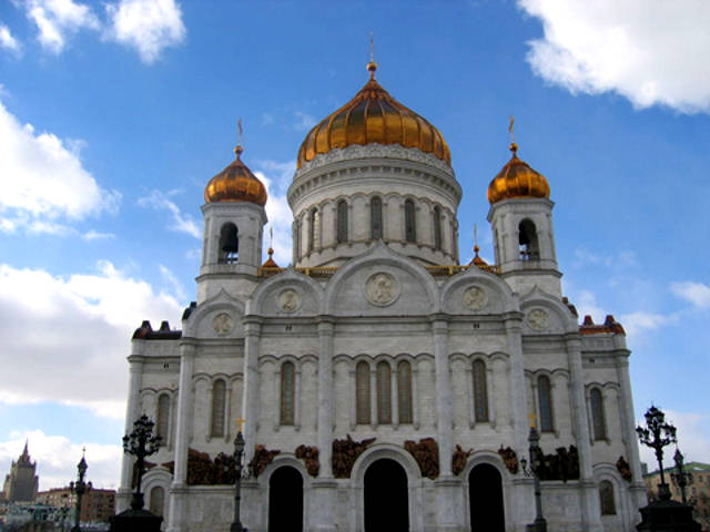 Русская православная церковь не имеет никакого отношения к светским учреждениям комплекса храма Христа Спасителя, заявили в Московской патриархии