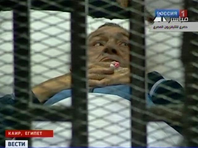 Здоровье бывшего президента Египта Хосни Мубарака резко ухудшилось во вторник в тюремной больнице, сообщает "Интерфакс" со ссылкой на местную газету "Аль-Ахрам"