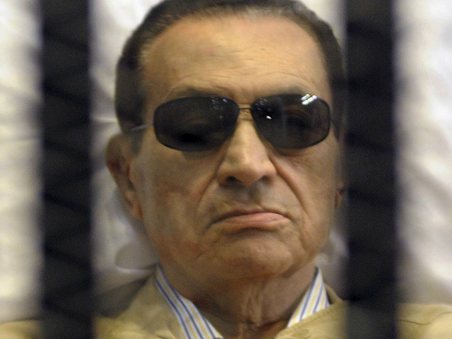 Состояние экс-президента Египта Хосни Мубарака, которому стало хуже в тюремной больнице, остается крайне нестабильным и продолжает ухудшаться