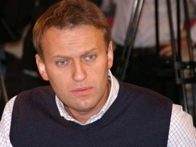Единороссы готовят массированную атаку на одного из лидеров оппозиции, создателя "РосПила" Алексея Навального