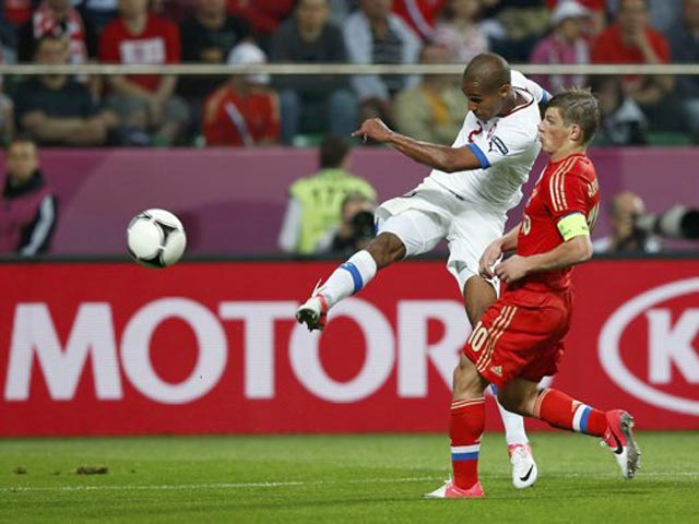 Российских фанатов обвиняют в проявлениях расизма на Евро-2012