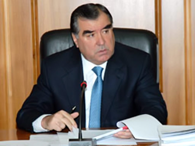 В столице Таджикистана убит чиновник, близкий родственник президента Таджикистана Эмомали Рахмона