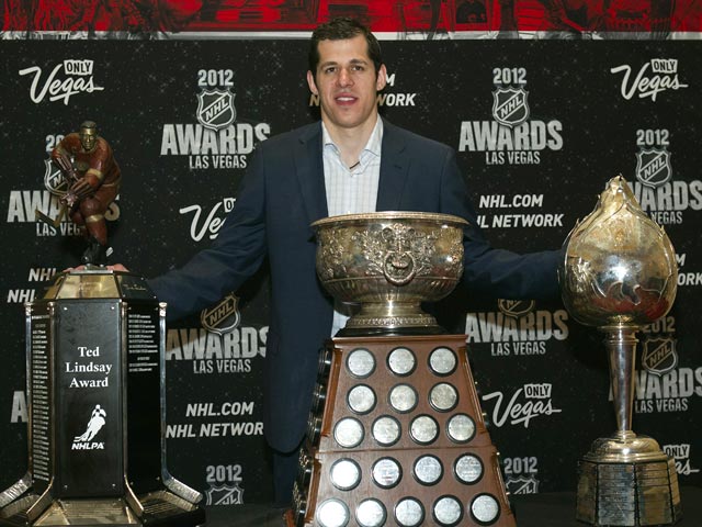 Евгений Малкин признан самым ценным игроком НХЛ по итогам сезона