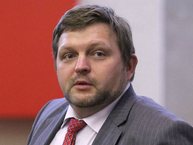 Губернатор Кировской области Никита Белых настаивает на том, что финансовый спор между ним и оппозиционным блоггером Алексеем Навальным не имеет отношения к делам государства и криминальной подоплеки не имеет