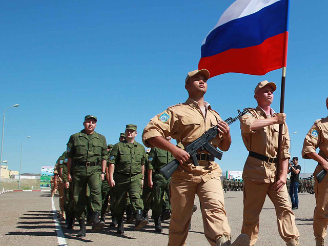 Ситуация вокруг 201-й российской военной базы (РВБ), дислоцированной в Таджикистане, не проясняется, а еще более запутывается