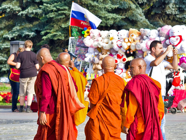 Буддисты России поддержали закон об "иностранных агентах"