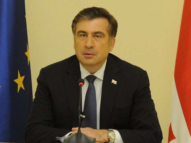 Президент Грузии Михаил Саакашвили выразил соболезнования в связи с гибелью людей в Краснодарском крае и отдал поручение грузинским спасателям в случае разрешения со стороны РФ отправиться в Россию для оказания помощи