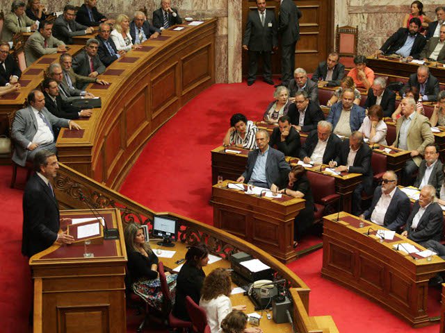 Парламент Греции вынес вотум доверия коалиционному правительству страны под руководством премьер-министра Антониса Самараса
