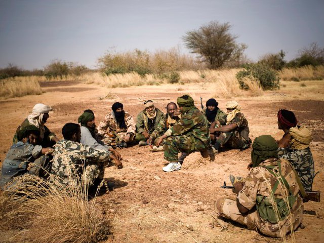 В Мали освобождены трое европейцев, похищенные вооруженными боевиками в октябре 2011 года на территории Алжира