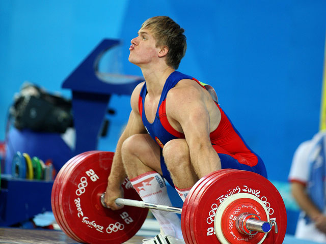 Лидер сборной России по тяжелой атлетике пропустит Игры-2012 из-за допинга