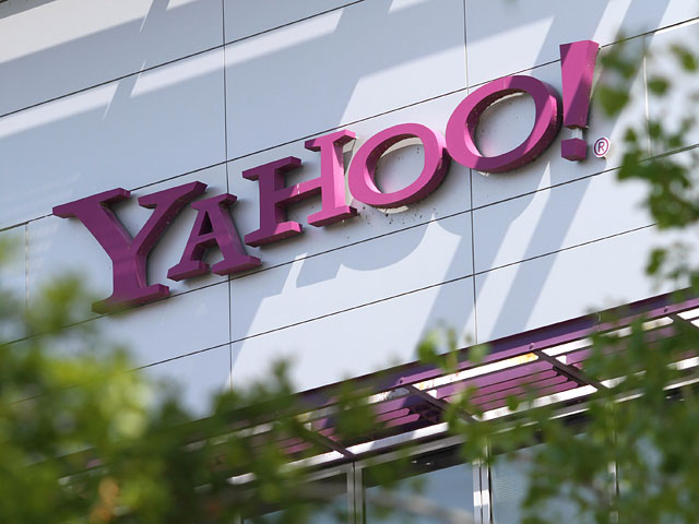 Новая глава Yahoo получит 100 млн долларов за пять лет, ей предстоит спасать компанию