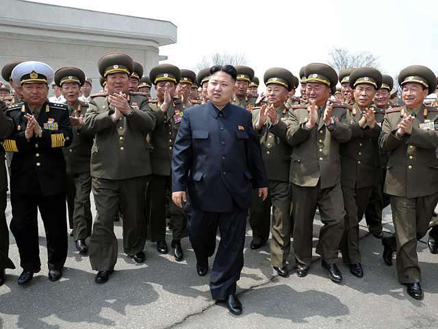 Правительство Южной Кореи подсчитало, что с момента прихода Ким Чен Ына к власти с постов были смещены около 20 чиновников высшего ранга