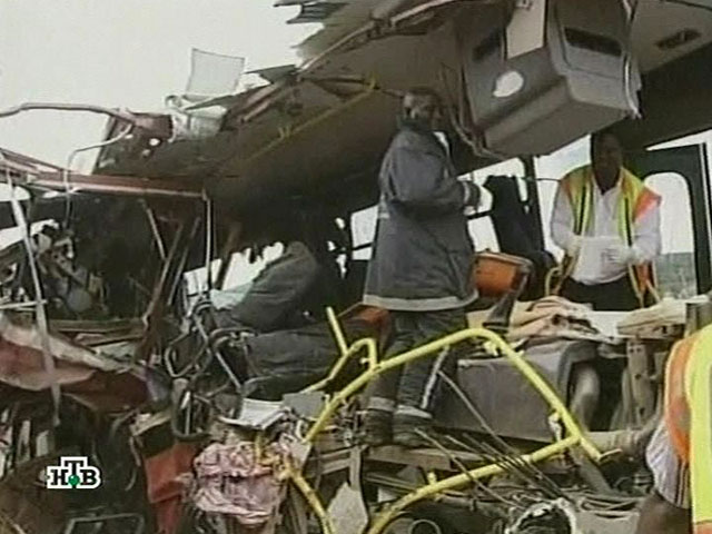 Два автобуса столкнулись с ЮАР - минимум 16 погибших